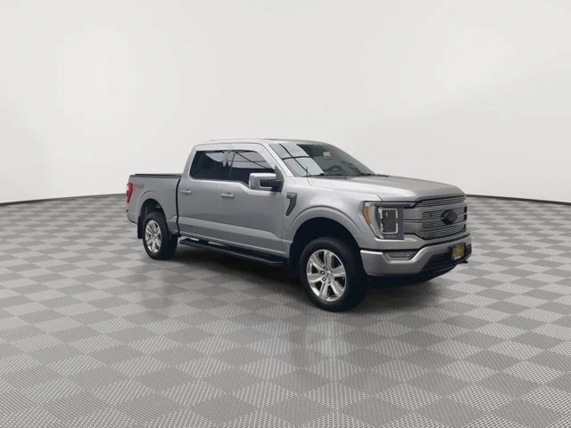 Used 2021 Gray Ford LARIAT image 38