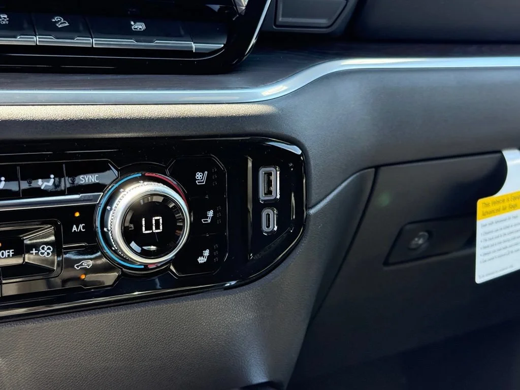 New 2026 Onyx Black GMC SLT image 25