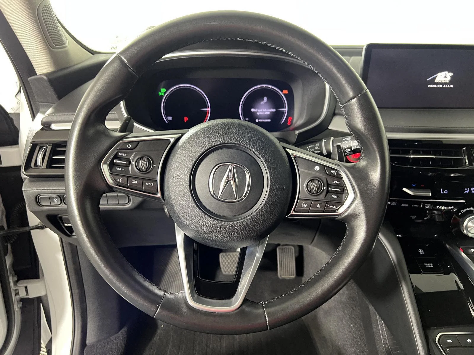 Used 2024 Platinum White Pearl Acura  image 2