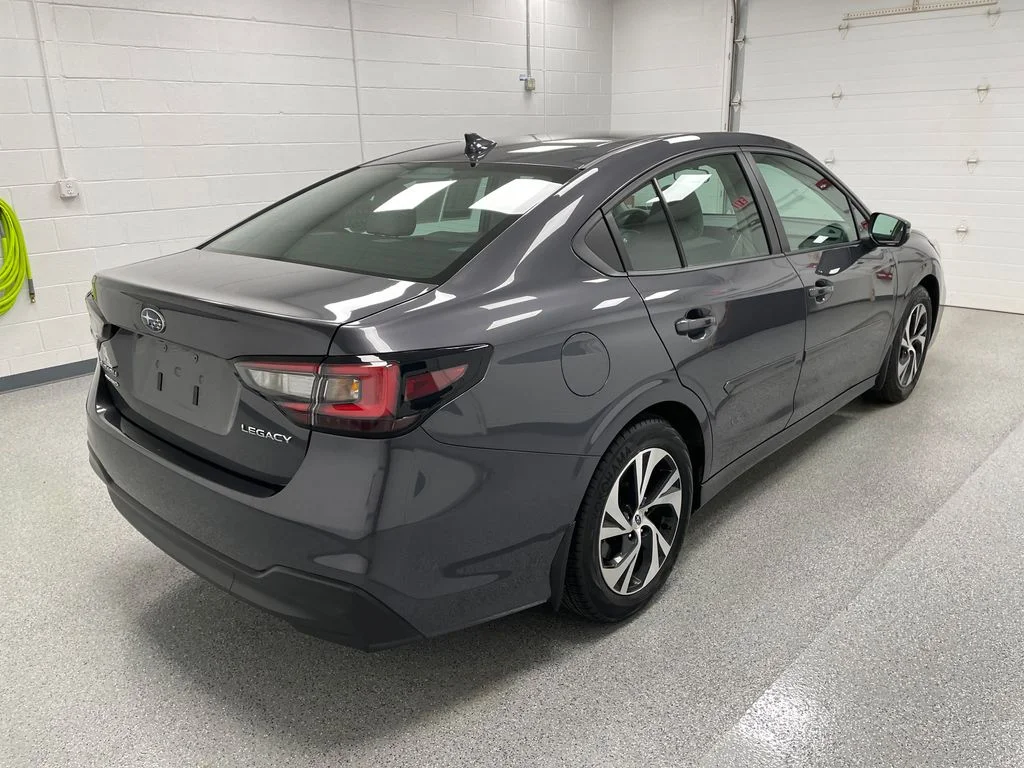 Used 2025 Gray Metallic Subaru Premium image 11