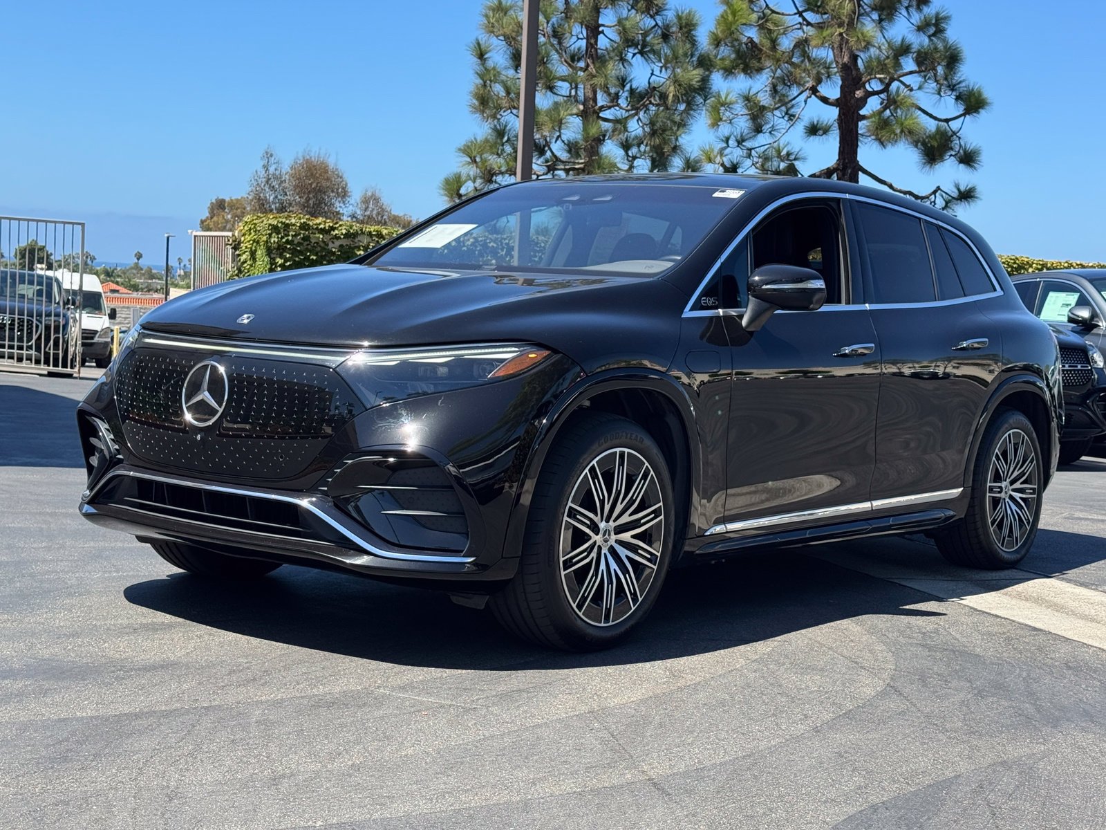 Certified Used 2023 Black Mercedes-Benz 580 image 4
