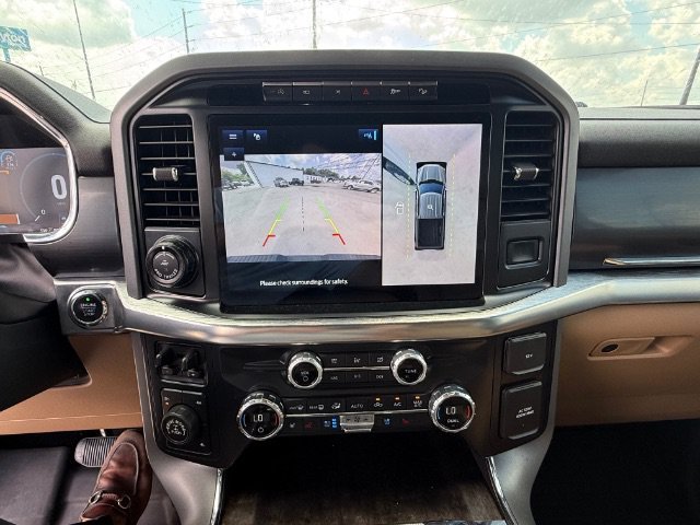 Used 2021 White Ford LARIAT image 19