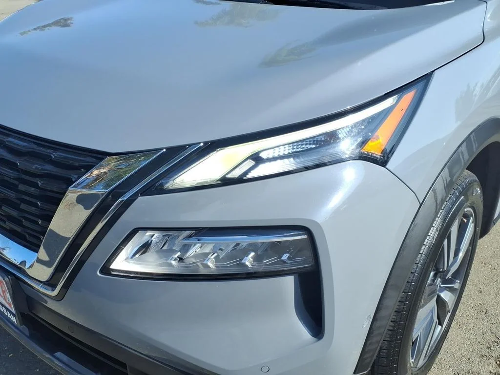 Certified Used 2023 Gray Nissan SL image 2