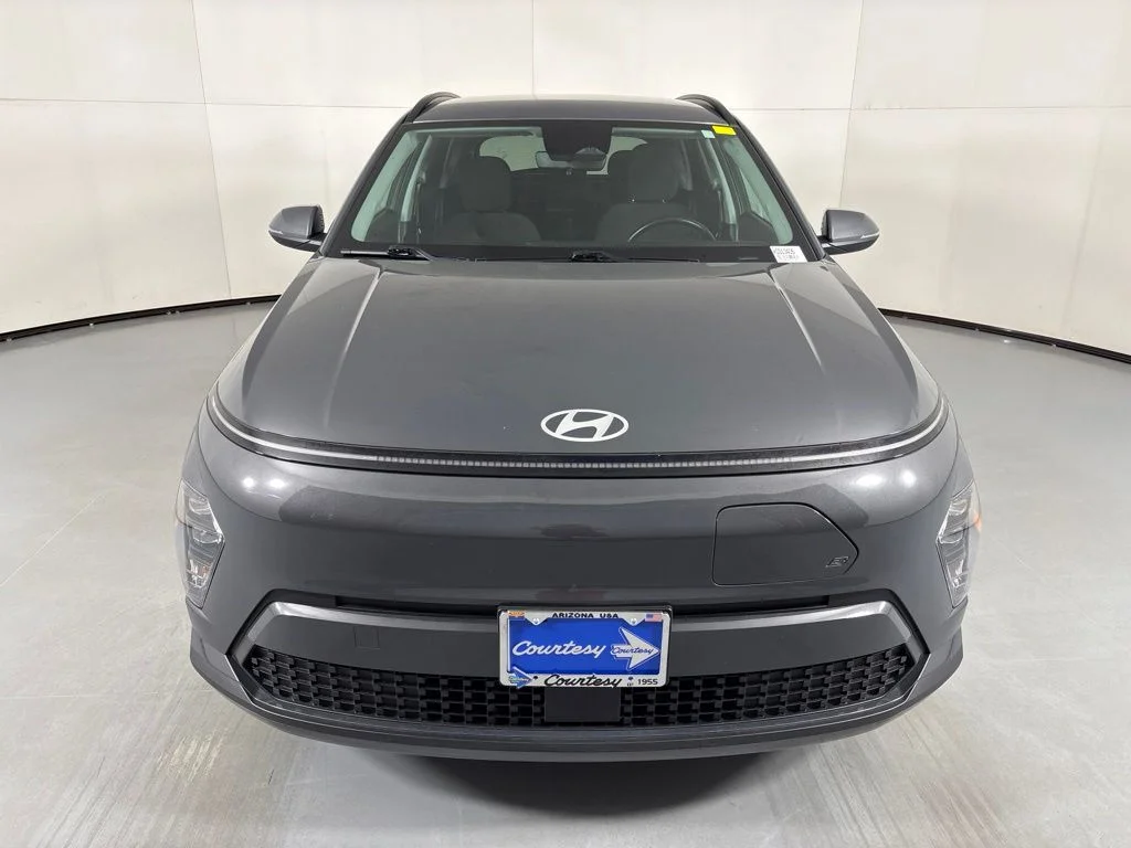 Used 2024 Gray Hyundai SEL image 3
