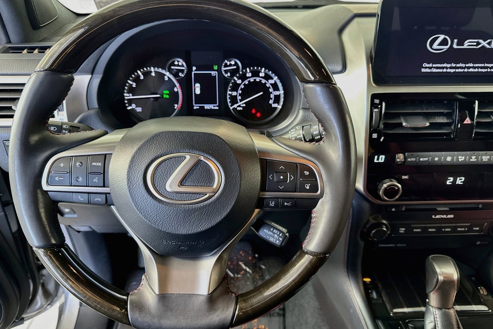 Used 2023 Atomic Silver Lexus GX 460 Premium image 11