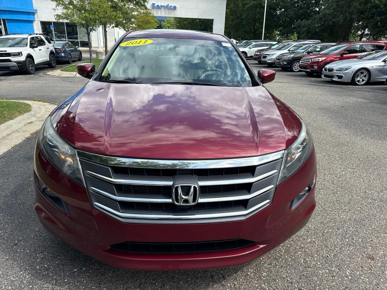 Used 2010 Tango Red Pearl Honda EX-L image 2