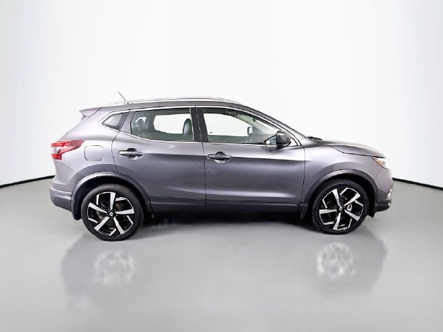 Used 2022 Gun Metallic Nissan SL image 8