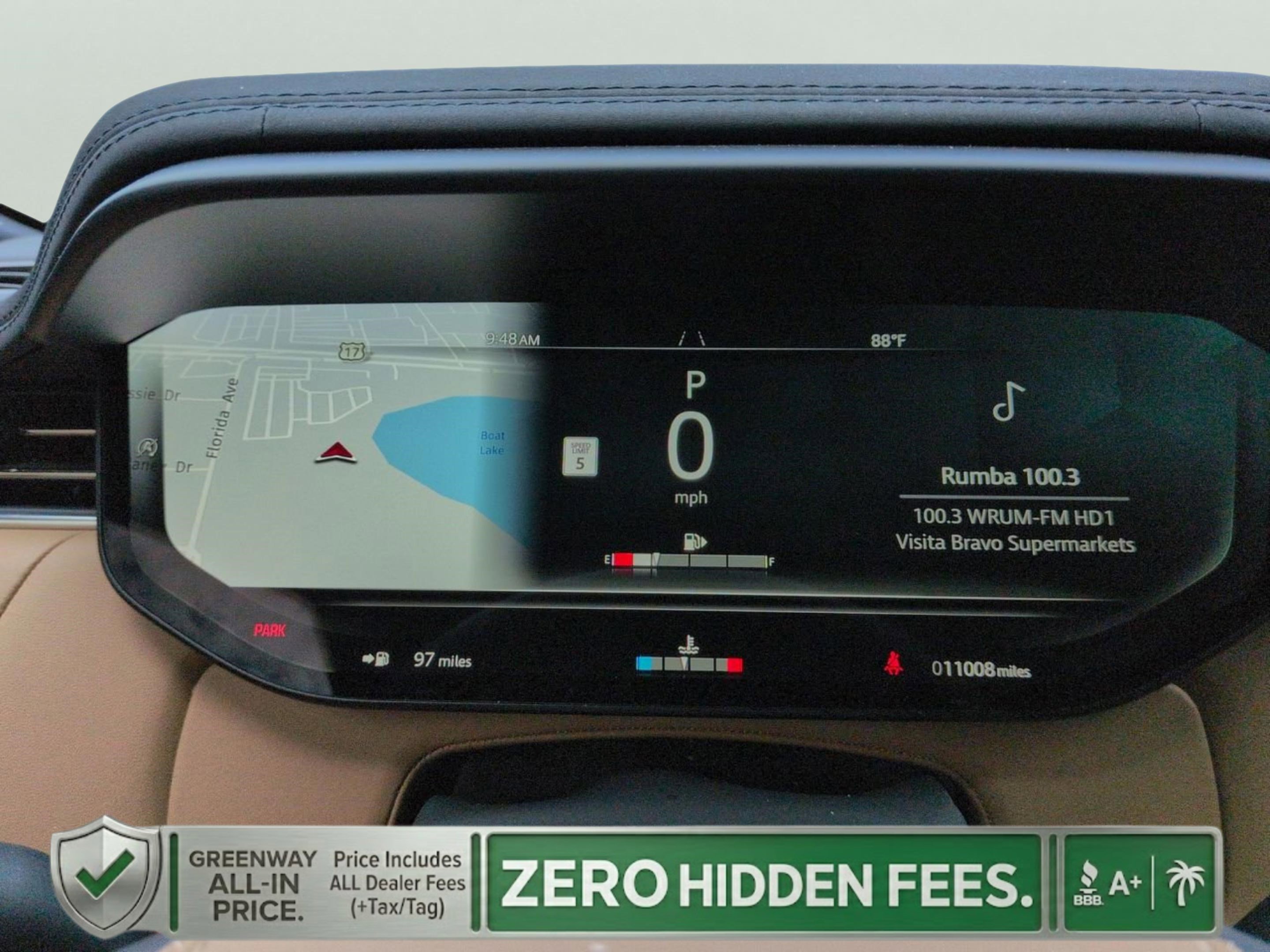 Used 2025 Red Metallic Land Rover SE image 27