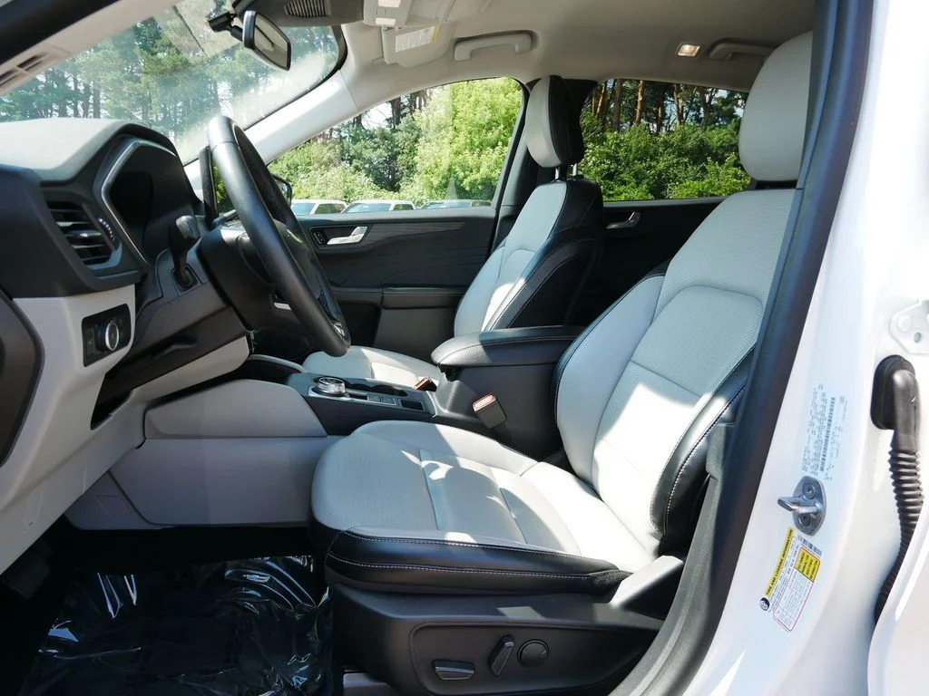 Certified Used 2023 White Ford Platinum image 14