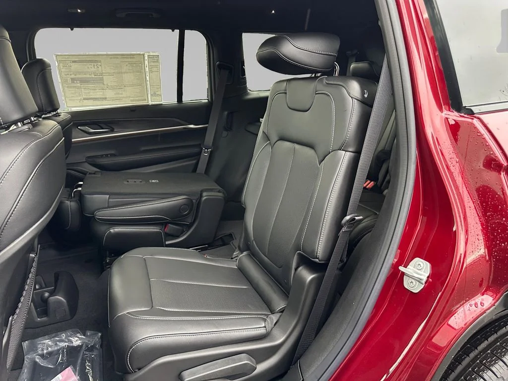 2025 Jeep Grand Cherokee L Limited - Photo 15