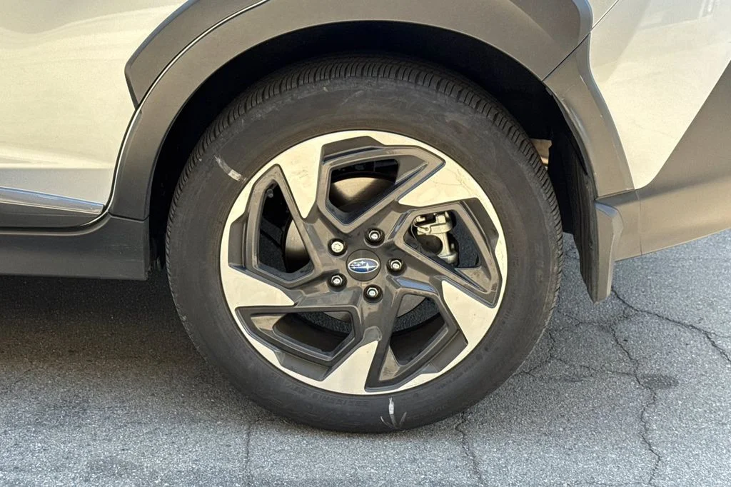 Used 2025 Silver Subaru Limited image 5