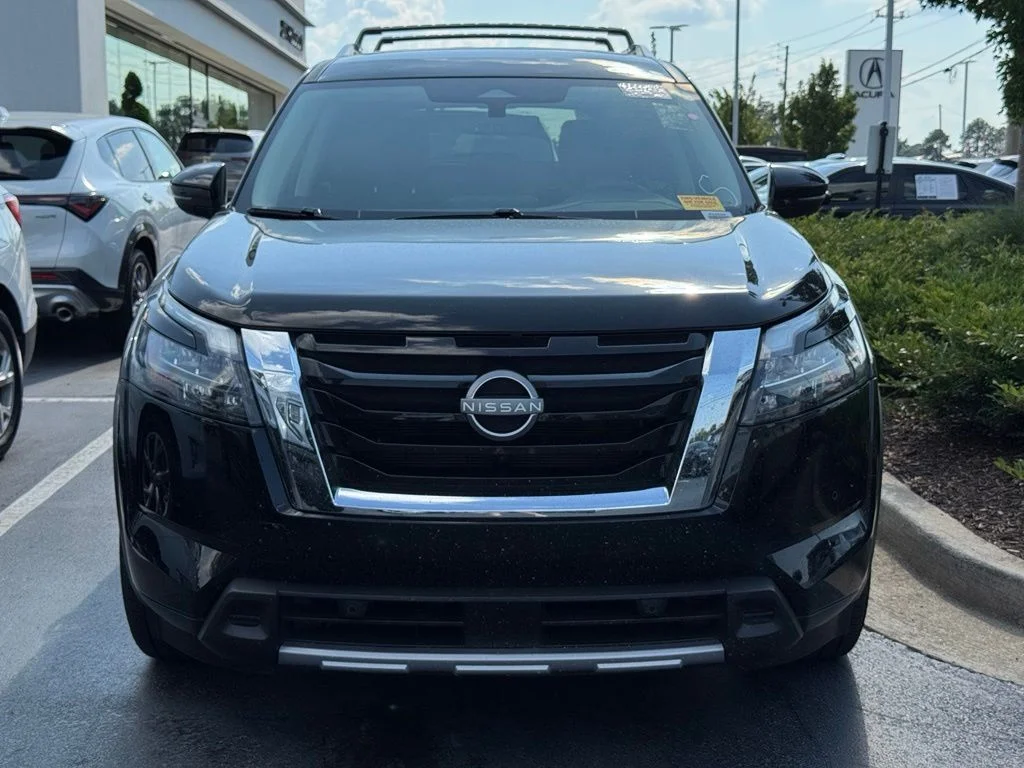 Used 2025 Black Nissan SL image 2