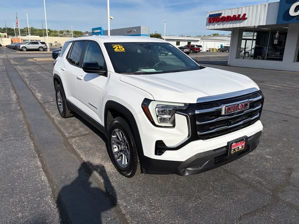 Used 2025 Summit White GMC Elevation image 1