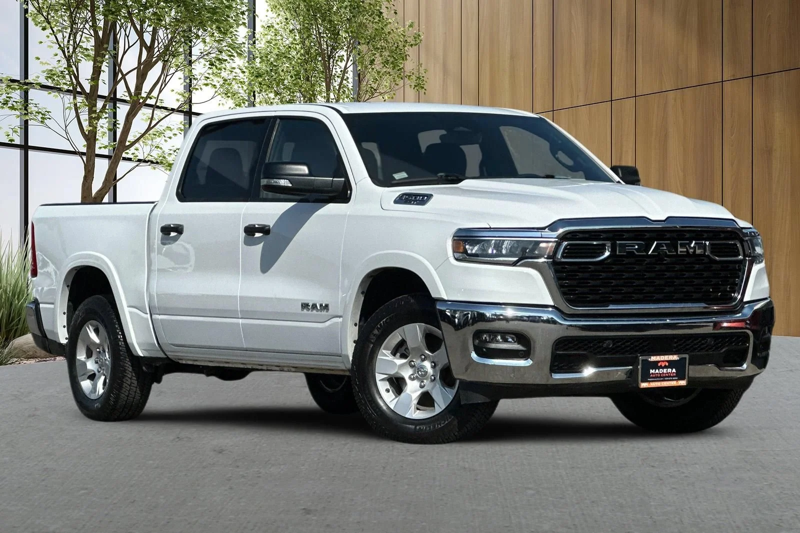 Used 2025 White Ram Big Horn image 2