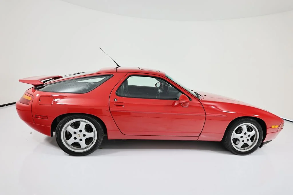 Used 1994  Porsche GTS image 8