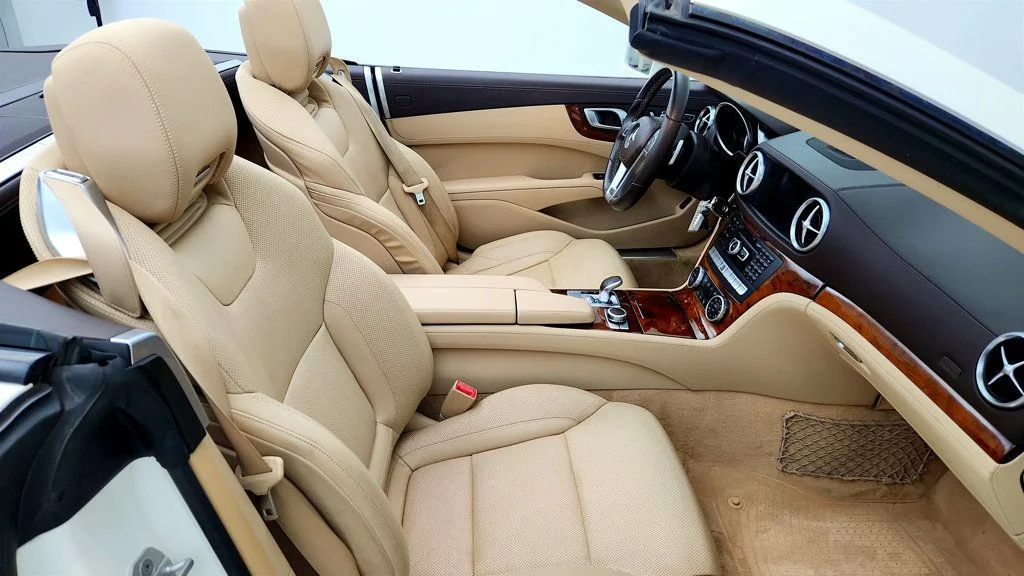 Used 2015 designo Diamond White Metallic Mercedes-Benz SL 400 2dr Roadster SL400 w/ Premium I Pkg & Magic SKY Control image 19