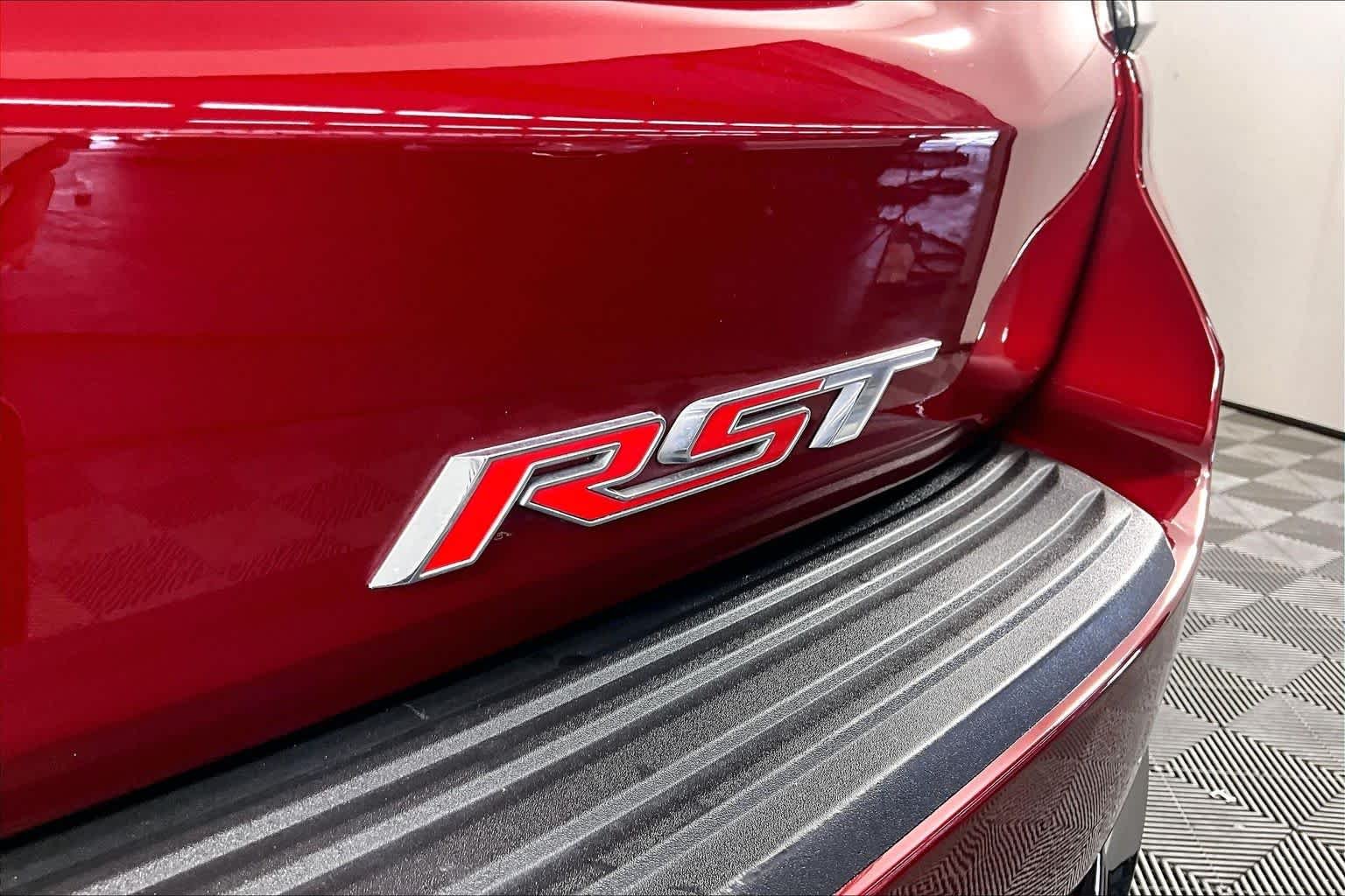 Used 2025 Radiant Red Tintcoat Chevrolet RST image 19