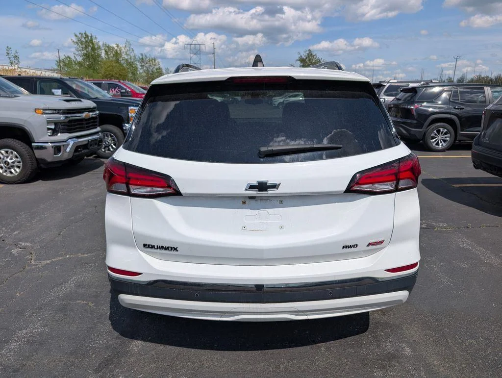 Used 2023 Summit White Chevrolet RS image 8