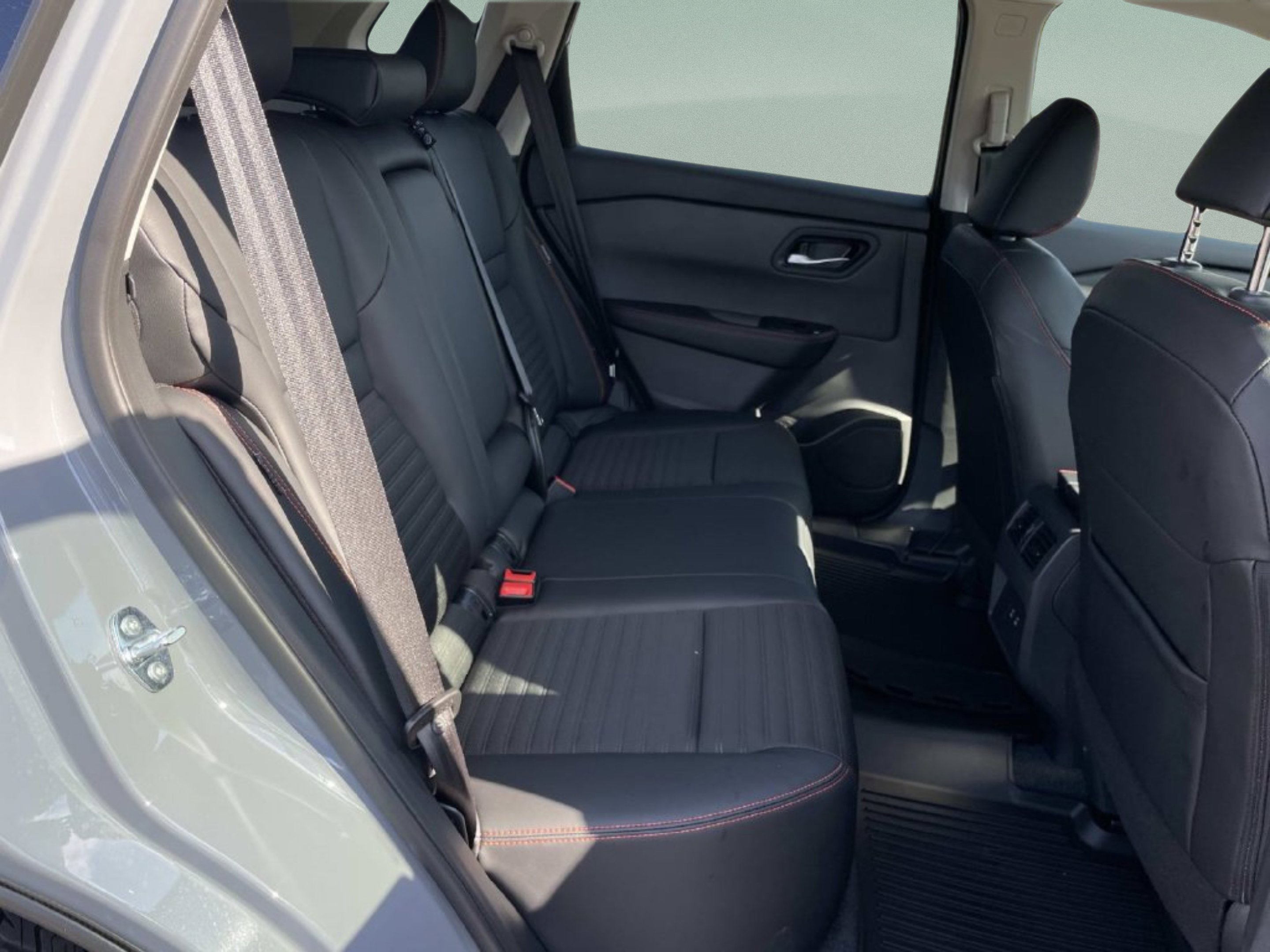New 2026 Boulder Gray Pearl Nissan Rock Creek image 15