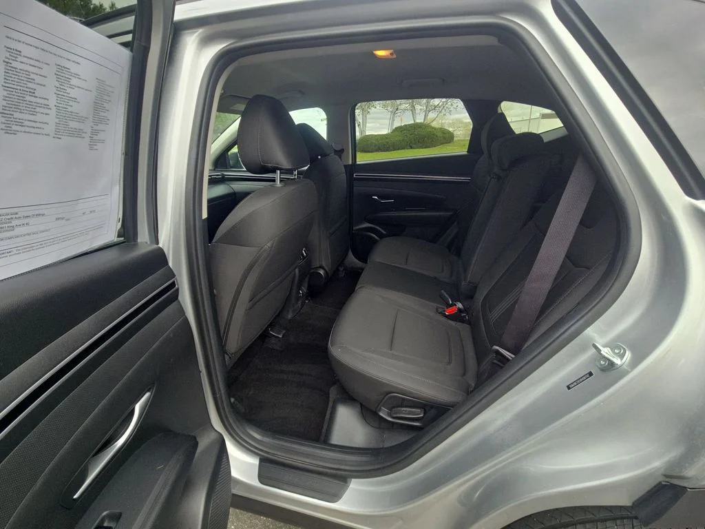 Used 2024 Silver Hyundai SEL image 40