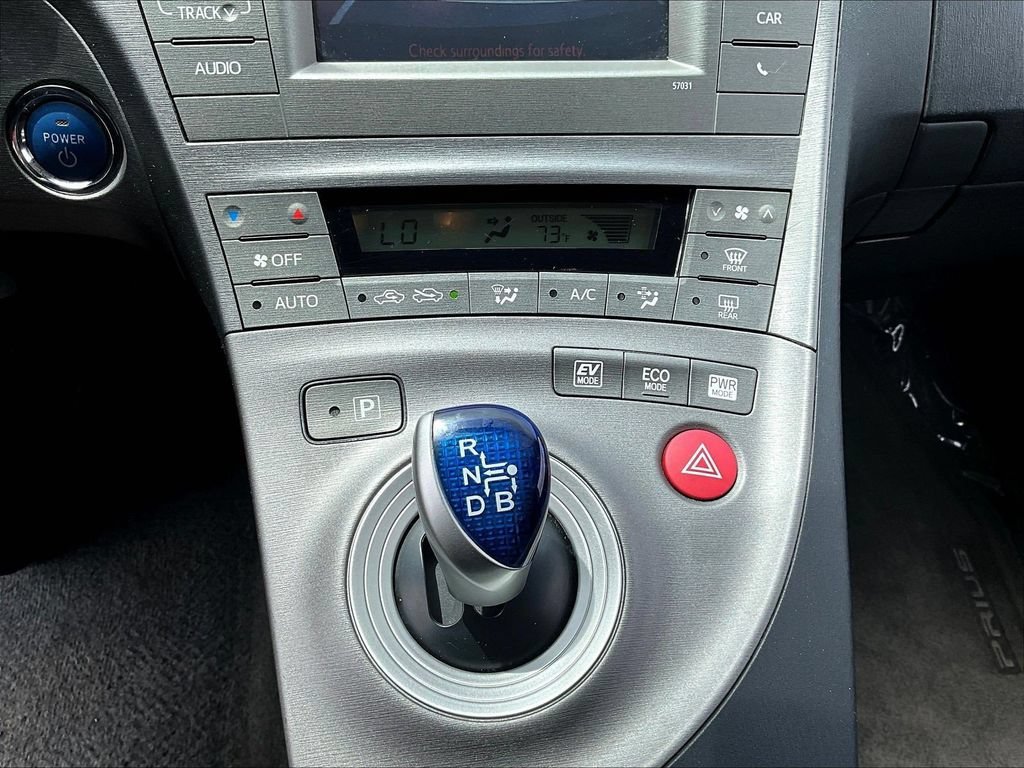 2015 Toyota Prius 14