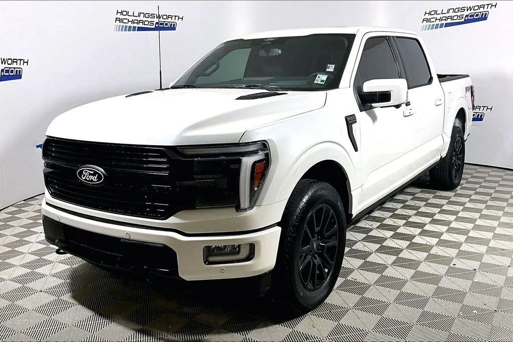 Used 2025 White Metallic Ford Platinum image 1