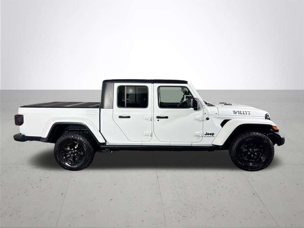 Used 2021 White Jeep Willys image 5