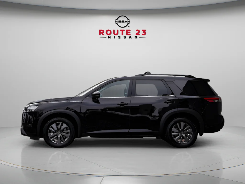 2024 Nissan Pathfinder SV - Photo 8