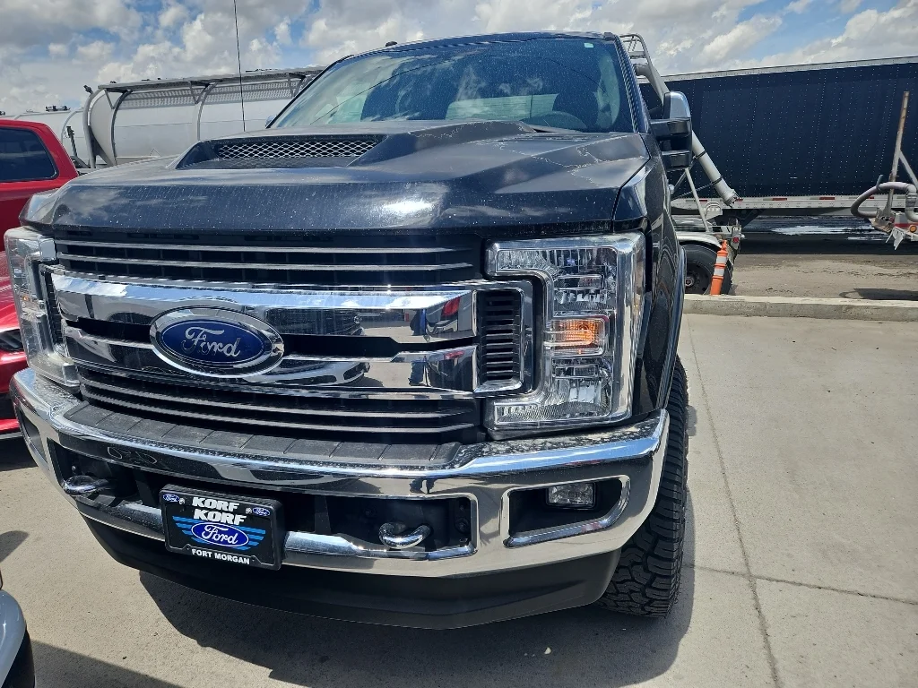 2018 Ford F-250 XLT 4x4 Crew Cab 8' Box's photo