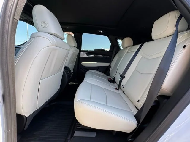 2025 Cadillac XT5 Sport - Photo 36