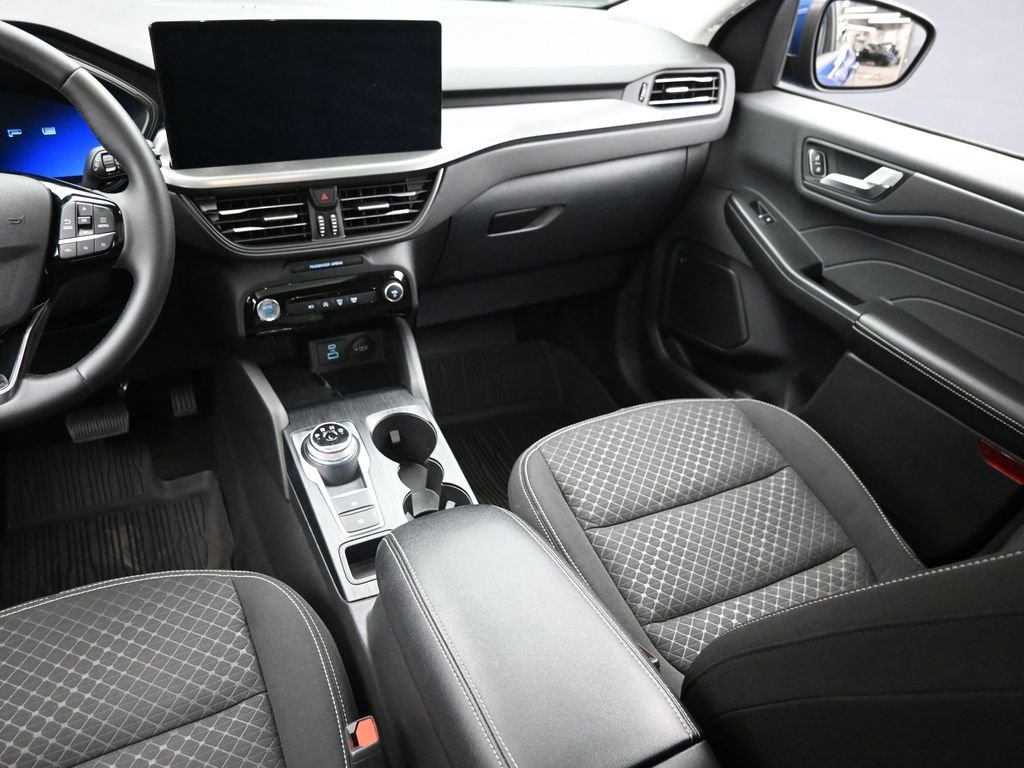 Used 2023 Blue Ford Active image 15
