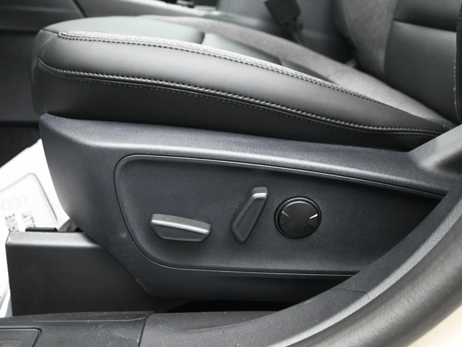 New 2025 Desert Sand Ford Big Bend® image 17