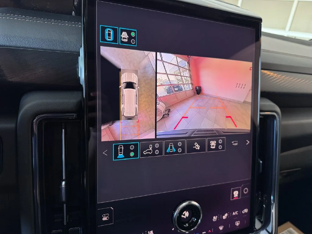 2026 GMC Yukon AT4 - Photo 24