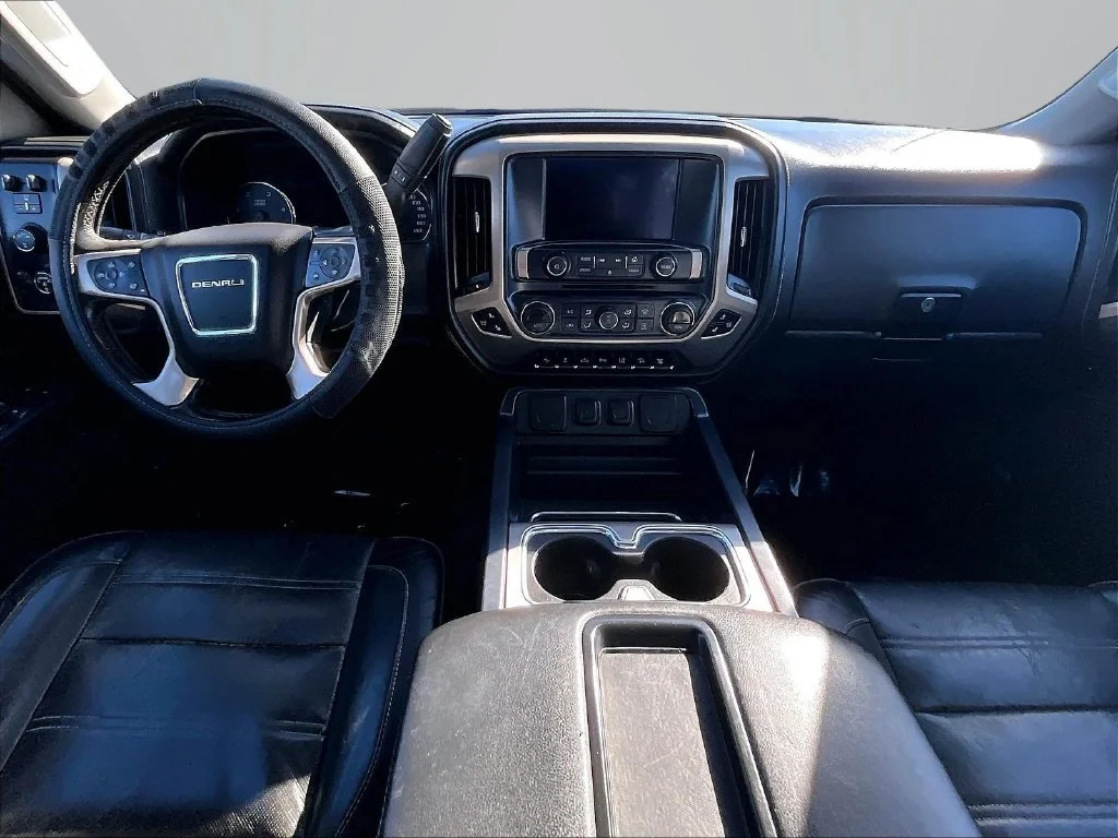 Used 2015 White GMC Denali image 15