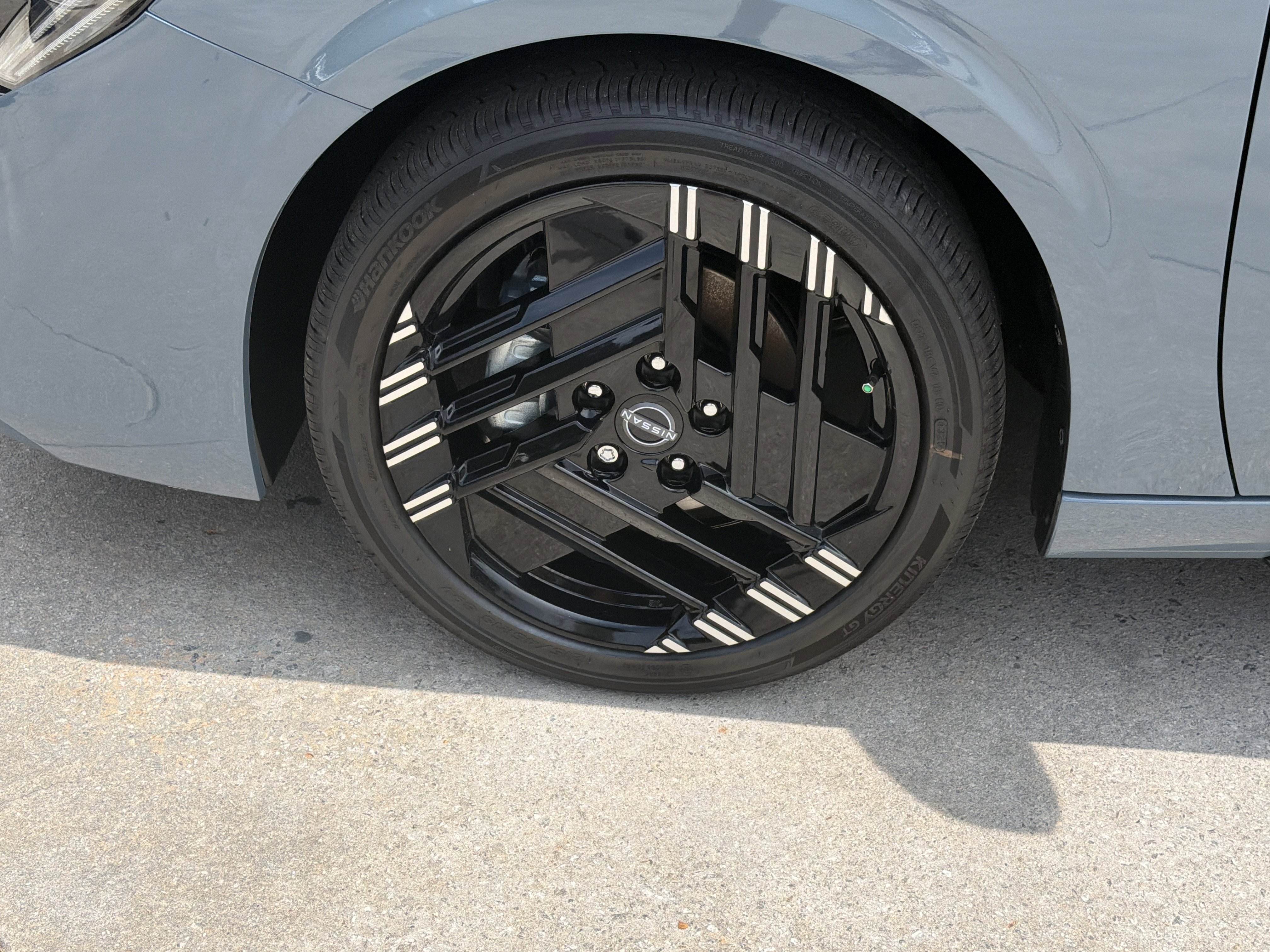 New 2026 Atlantic Gray Metallic Nissan SR image 12