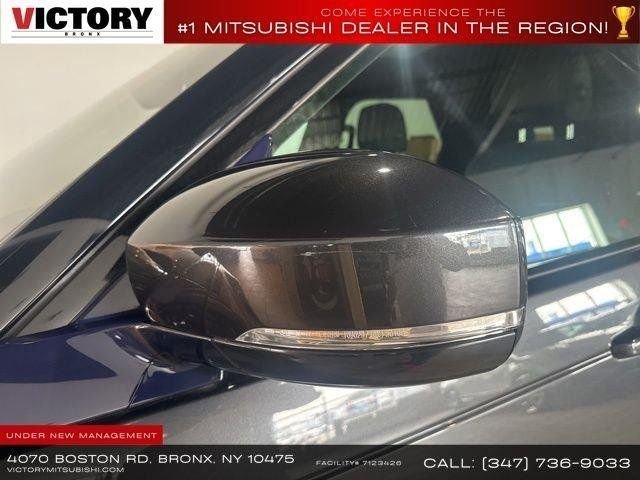 Used 2018 Gray Land Rover HSE image 33
