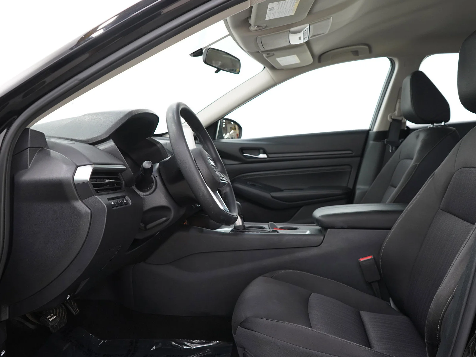 Used 2019 Super Black Clearcoat Nissan 2.5 S image 22