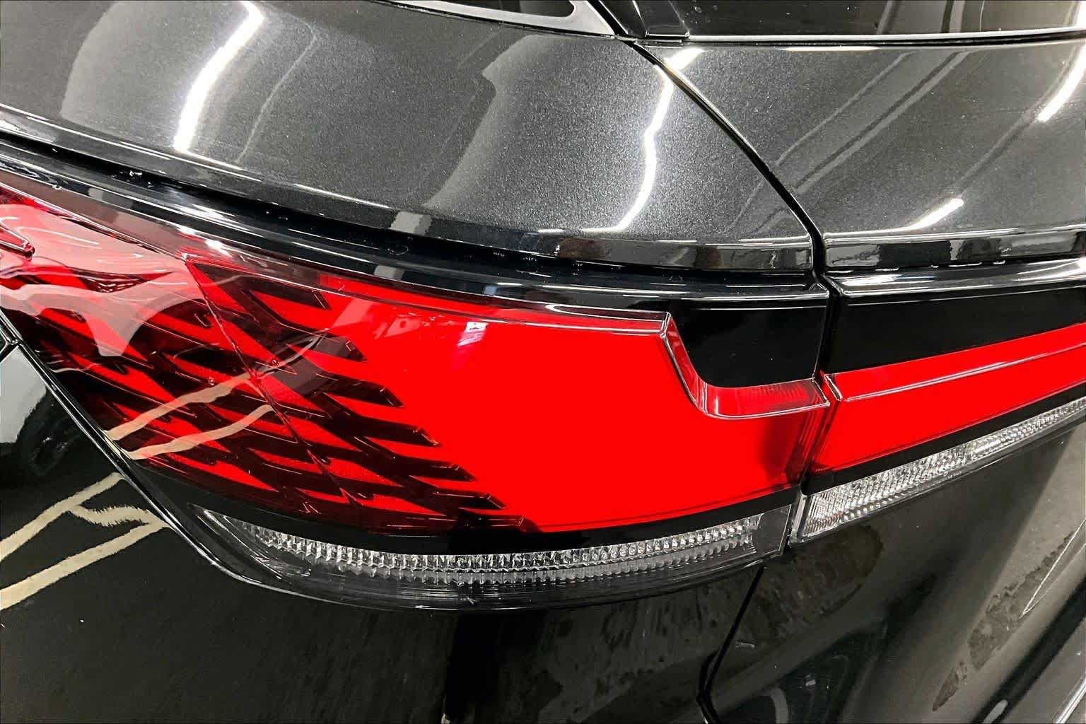 Certified Used 2024 Caviar Lexus Luxury image 29