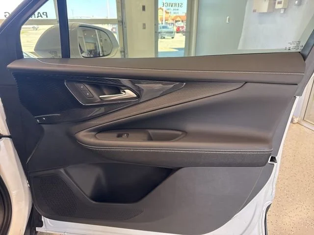 2025 Chevrolet Blazer EV LT - Photo 47