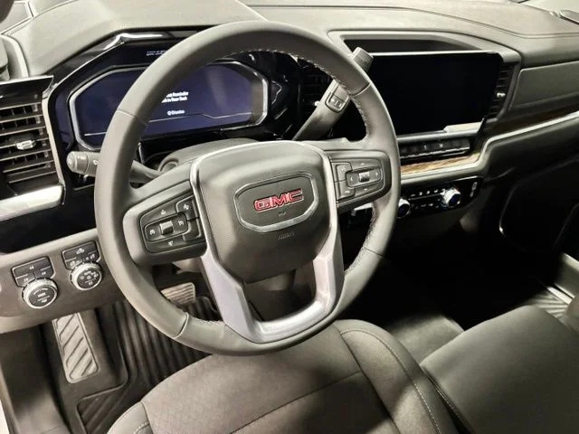 Used 2025 White GMC SLE image 15