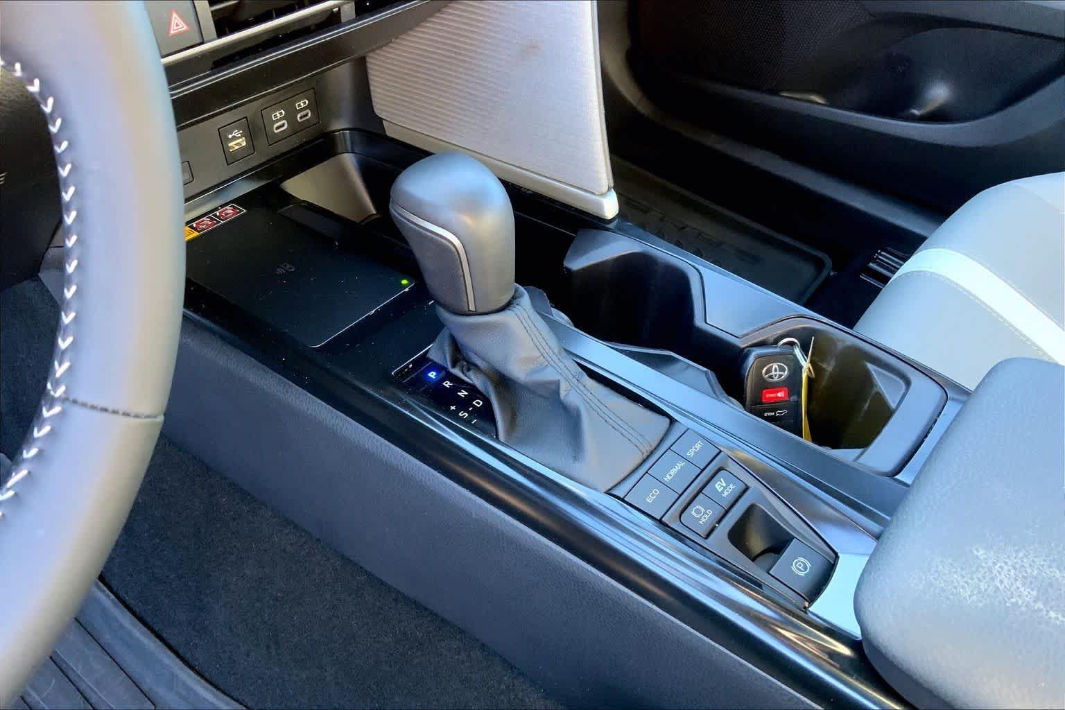 Used 2025 Underground Toyota SE image 14