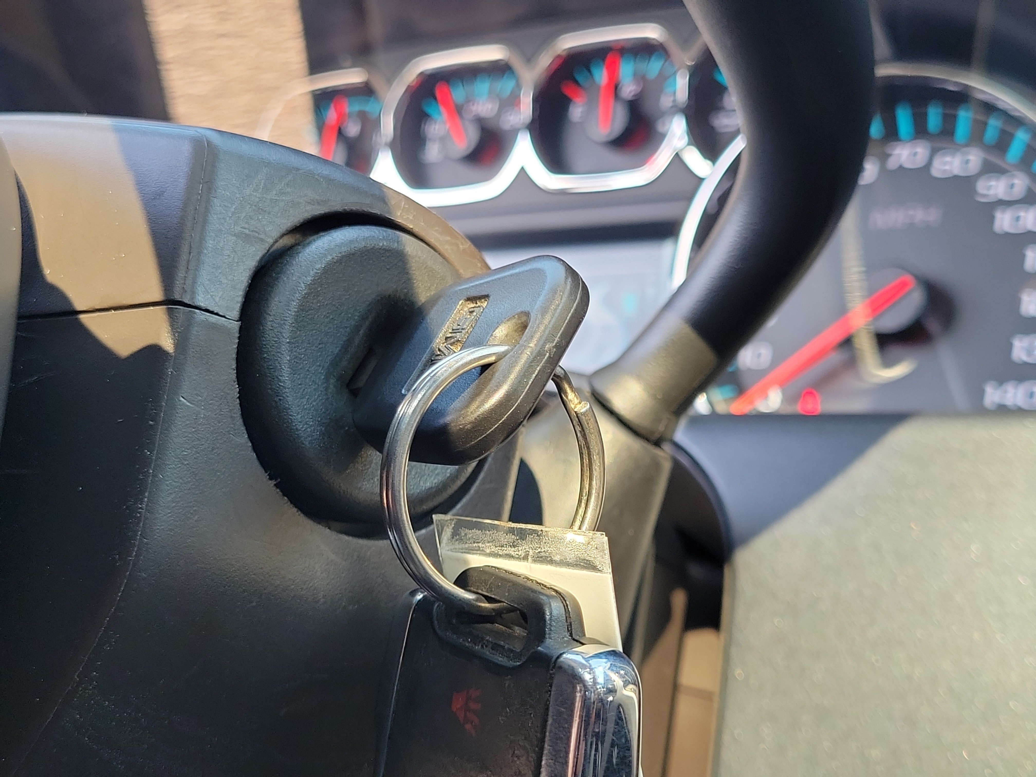 Used 2018 Cardinal Red GMC SLT image 28