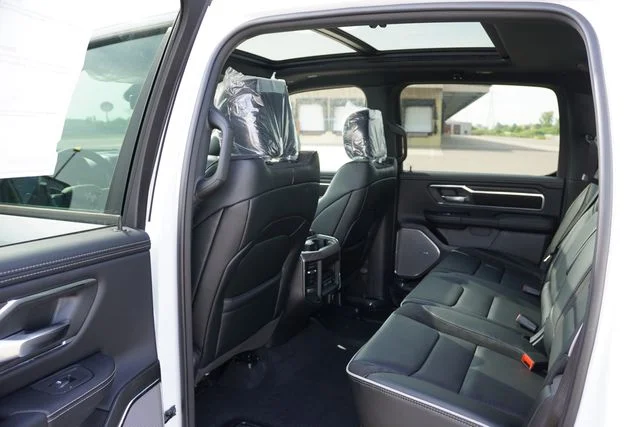 New 2027 Bright White Clear-Coat Exterior Paint RAM Laramie image 12