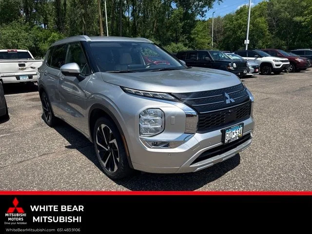 Used 2022 Alloy Silver Metallic Mitsubishi SEL image 1