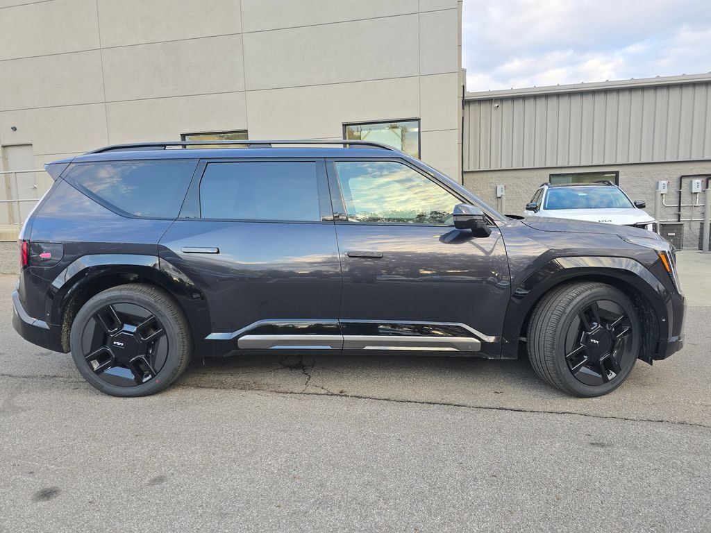 2026 Kia EV9 GT-Line - Photo 4