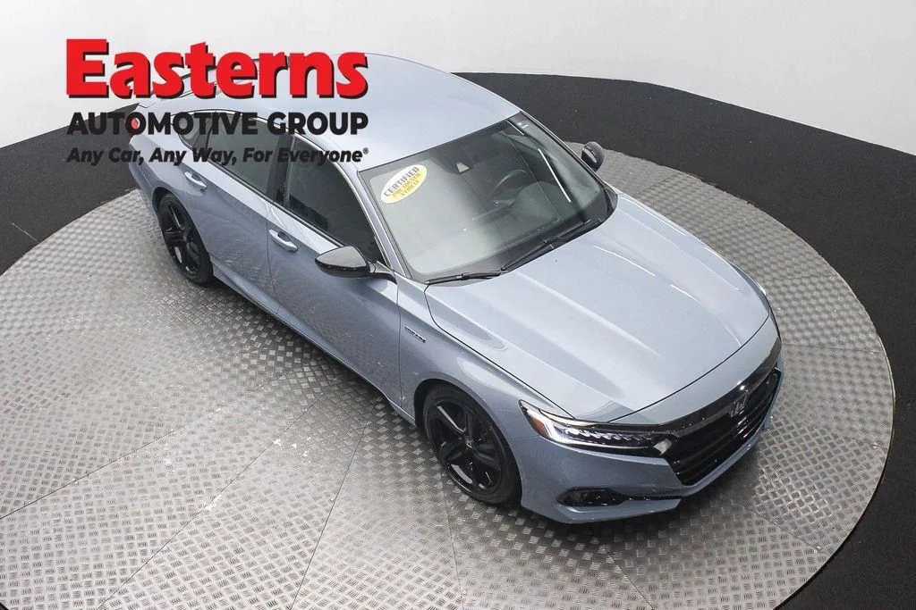 Used 2022 Gray Honda Sport image 3
