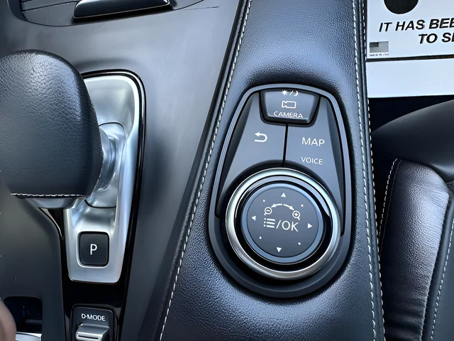 Used 2022 Gray INFINITI ESSENTIAL image 27