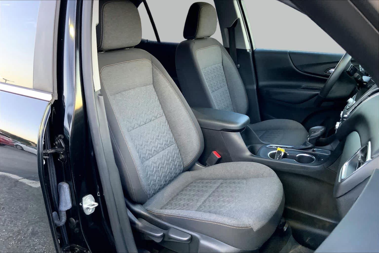 Used 2022 Mosaic Black Metallic Chevrolet LT image 8