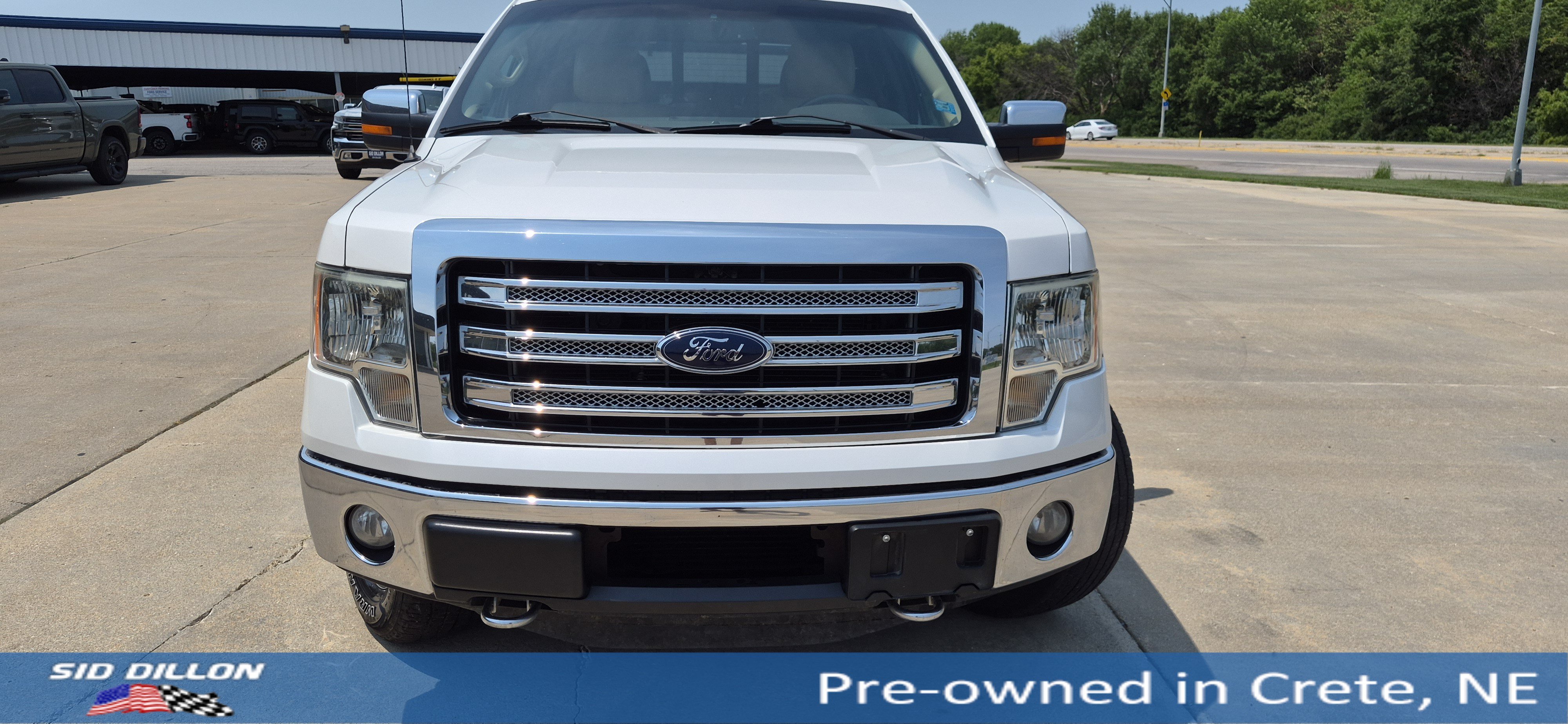 Used 2013 White Ford Lariat image 12