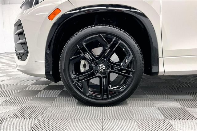 2025 Volkswagen Tiguan SE R-LINE BLACK - Photo 10